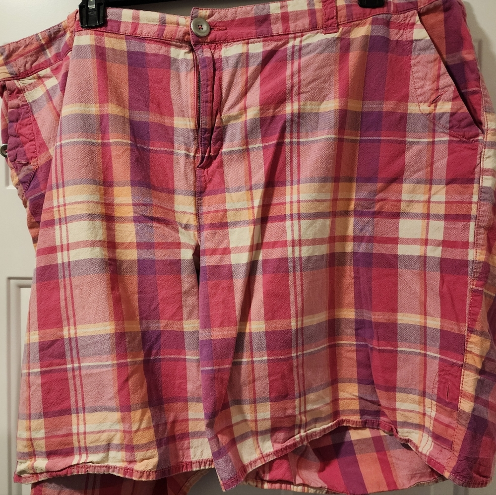 Lane Bryant 28W shorts
